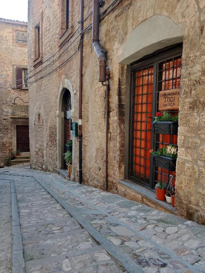 Casa Vacanza Todi Antica Eksteriør bilde